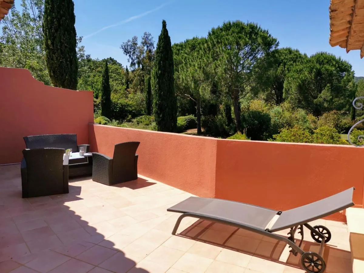 Villa Dolce Grimaud 0*,  France